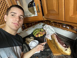 Schüler beim Kochen
